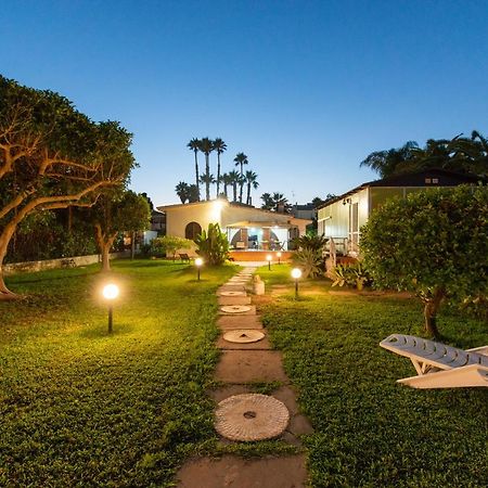 Villa Mary Фонтане Бианче Екстериор снимка