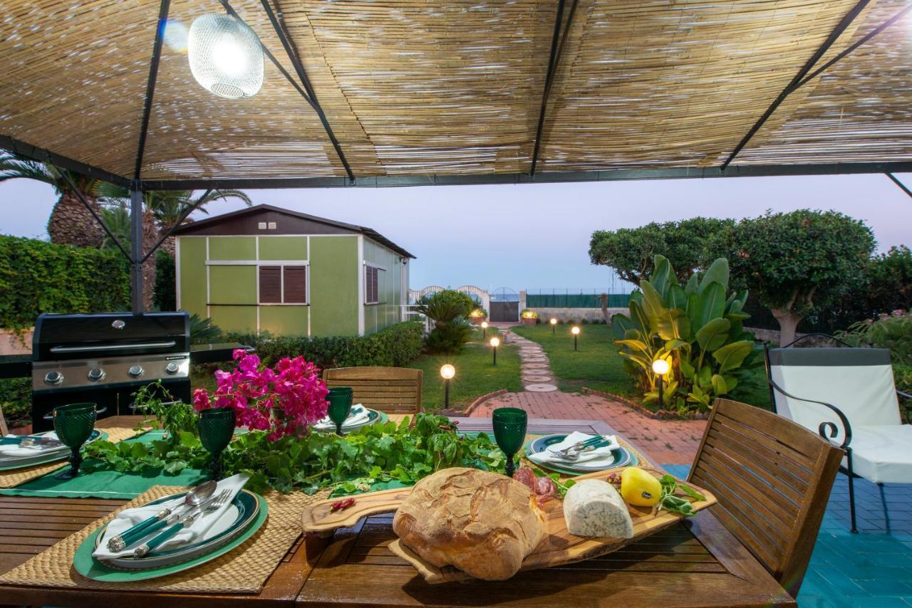 Villa Mary Фонтане Бианче Екстериор снимка